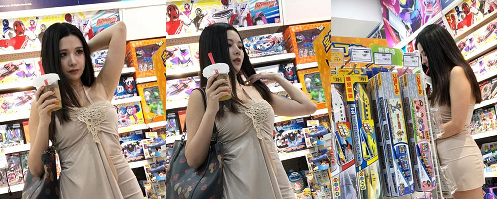 杭州银泰城抄底极品身材高颜值少妇 欲求不满人妻 裙底空荡任君窥视 丝袜高跟勾引路全程看呆